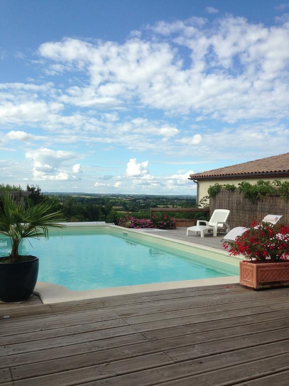 Bed and Breakfast L'Ancienne Forge 27 Rue De La Creche Bourg Born Villeréal Exterior foto